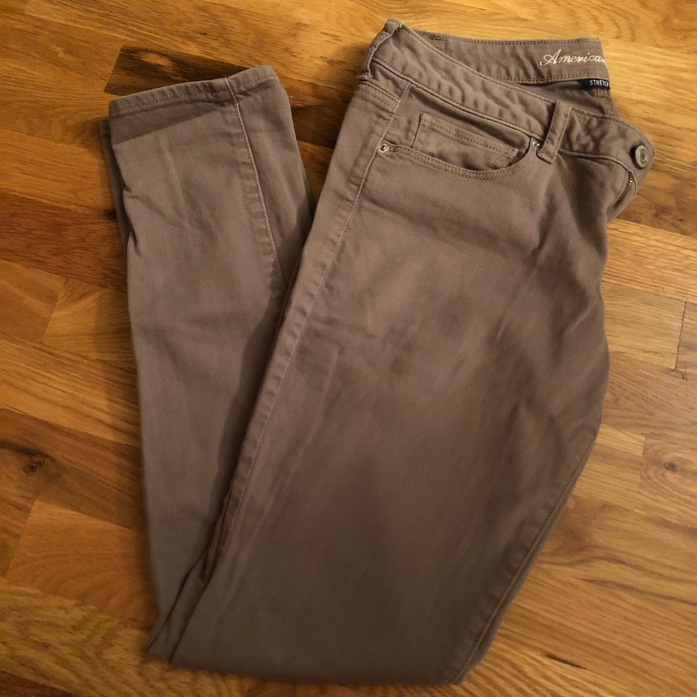 American Eagle tan jeans
